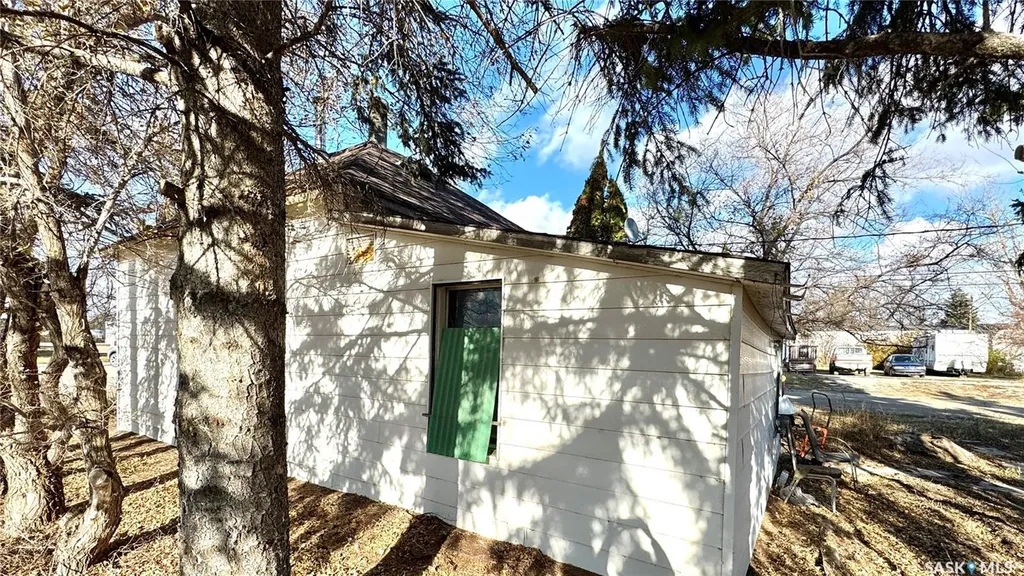 400 Central Avenue Kenaston SK S0G 2N0