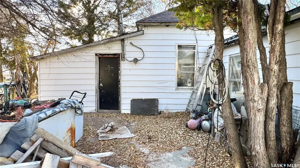 400 Central Avenue Kenaston SK S0G 2N0