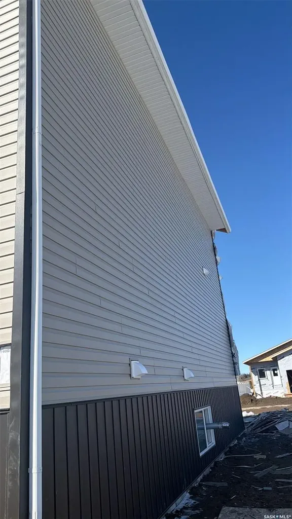 13 Clement Road Lanigan SK S0K 2M0