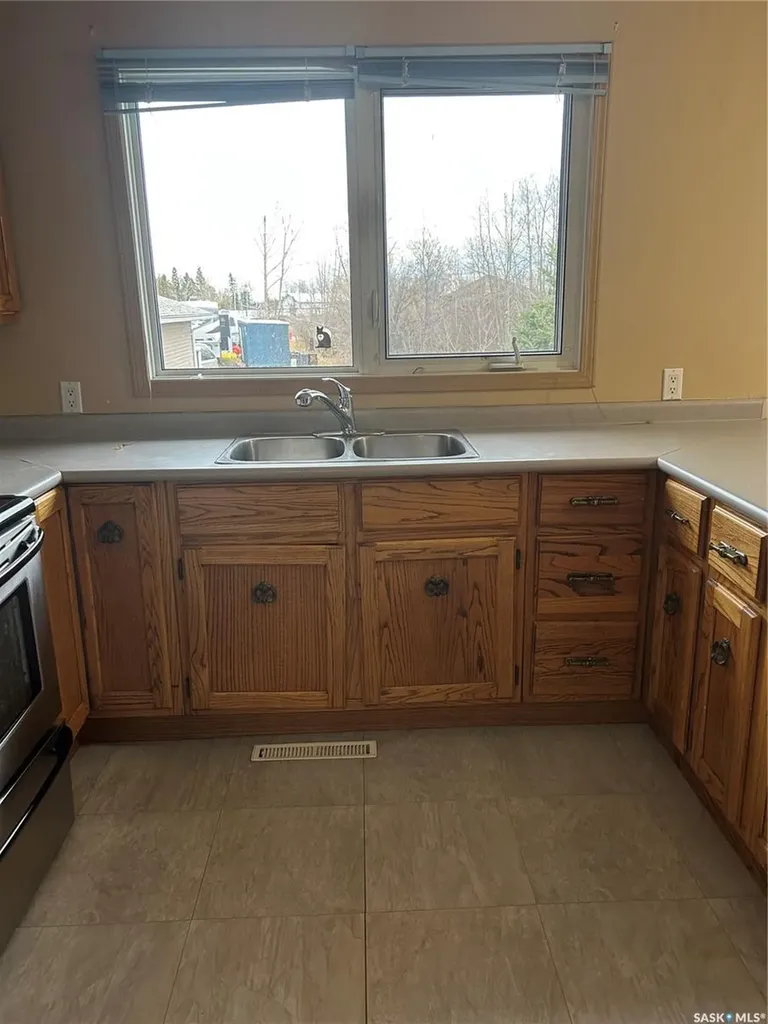 670 Creighton Avenue Creighton SK S0P 0A0