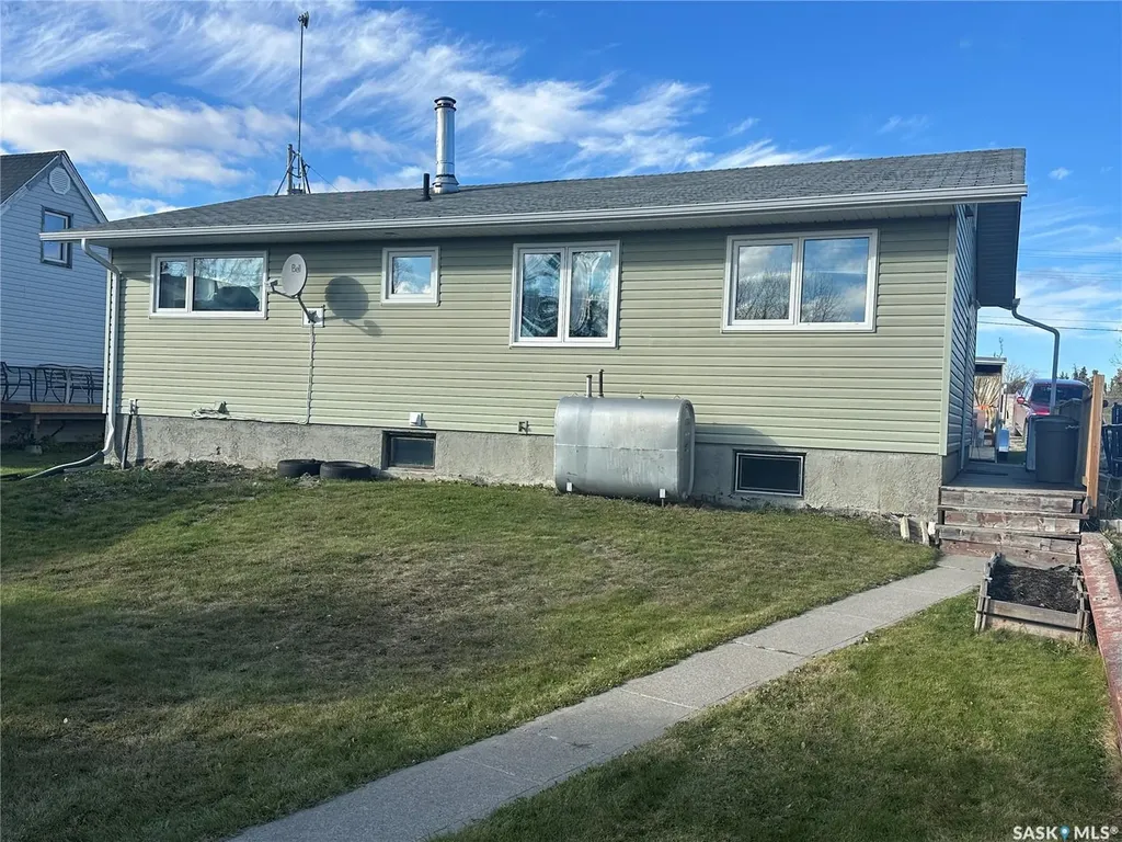 670 Creighton Avenue Creighton SK S0P 0A0