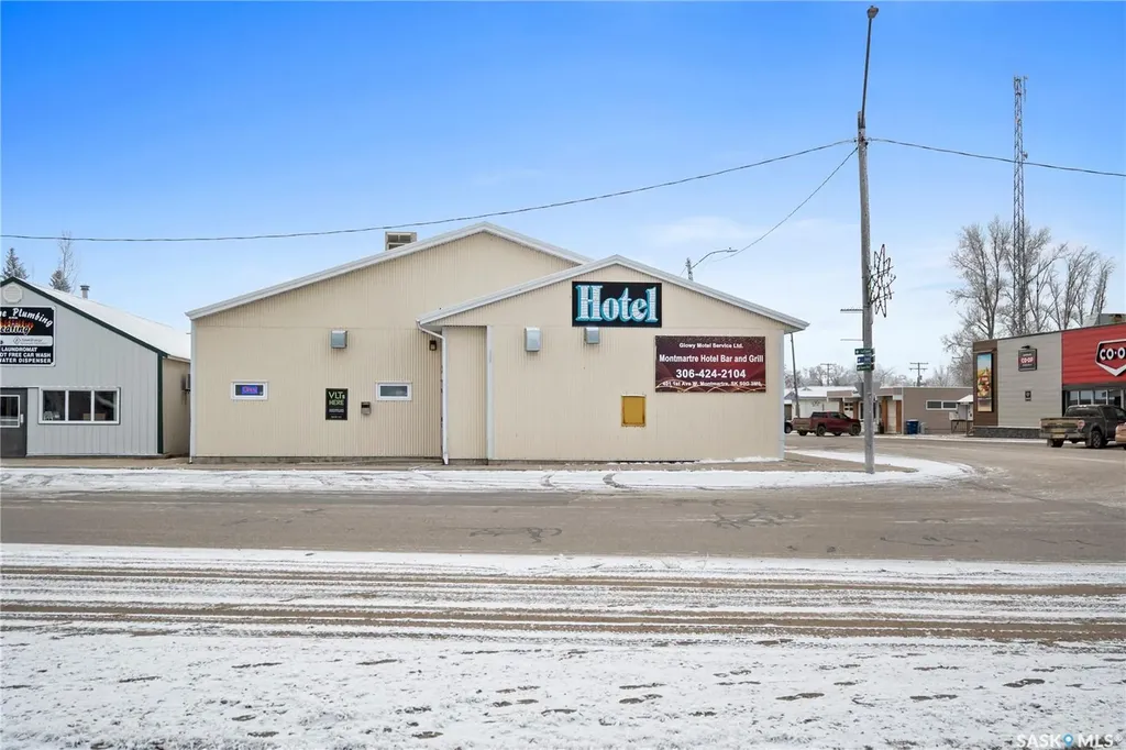 401 1st Street Montmartre SK S0G 3M0