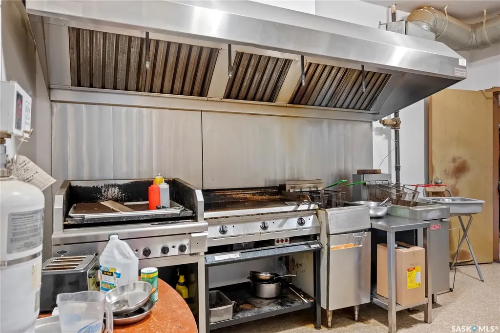401 1st Street Montmartre SK S0G 3M0