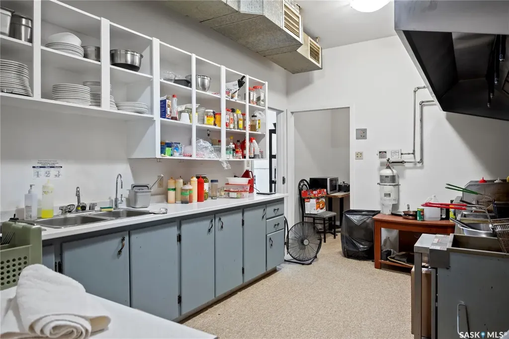 401 1st Street Montmartre SK S0G 3M0