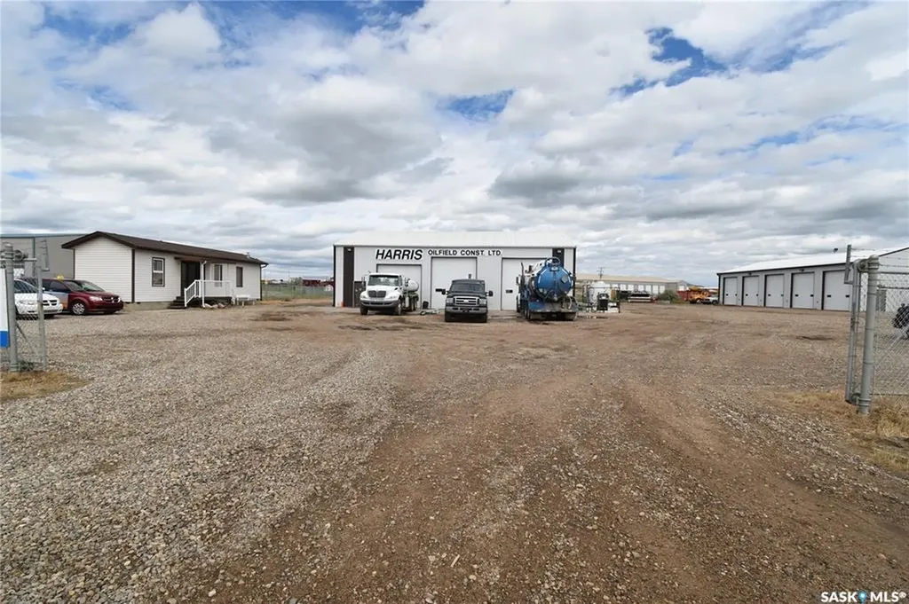 83-85 Escana Street Estevan SK S4A 0X1