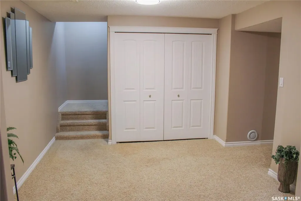 117 Saskatchewan Crescent Kinistino SK S0J 0A6