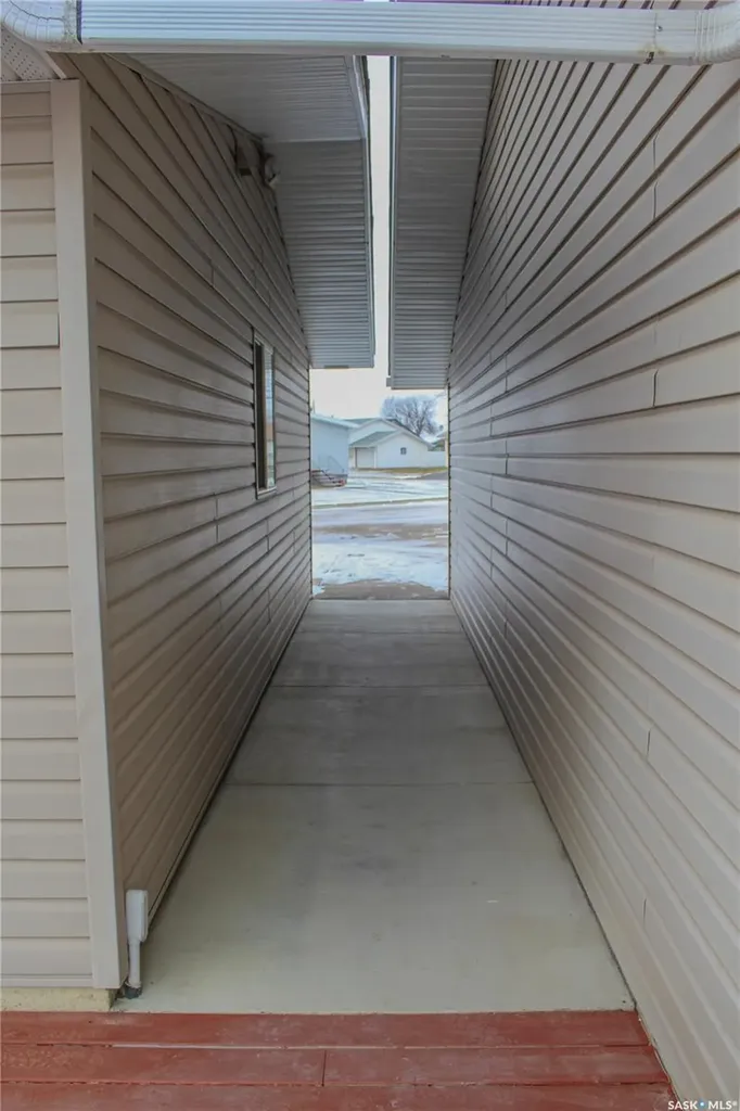 117 Saskatchewan Crescent Kinistino SK S0J 0A6