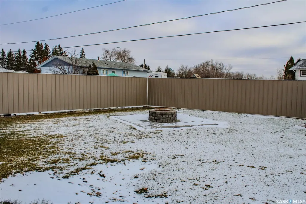117 Saskatchewan Crescent Kinistino SK S0J 0A6