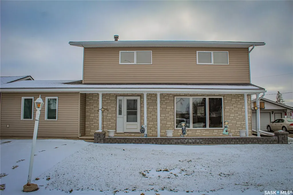 117 Saskatchewan Crescent Kinistino SK S0J 0A6