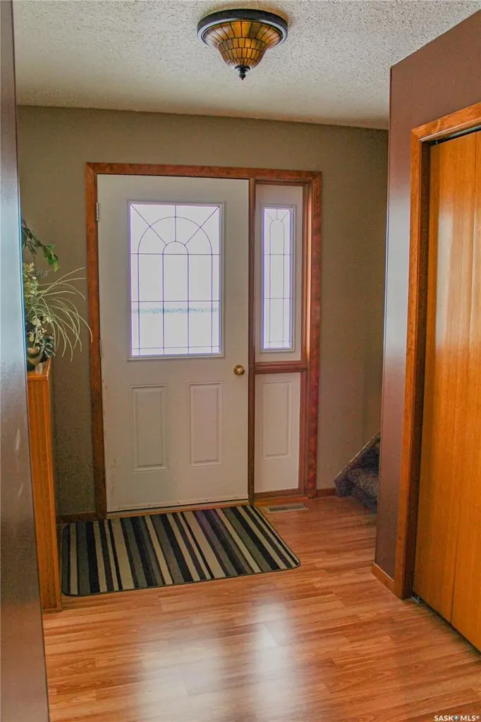 117 Saskatchewan Crescent Kinistino SK S0J 0A6