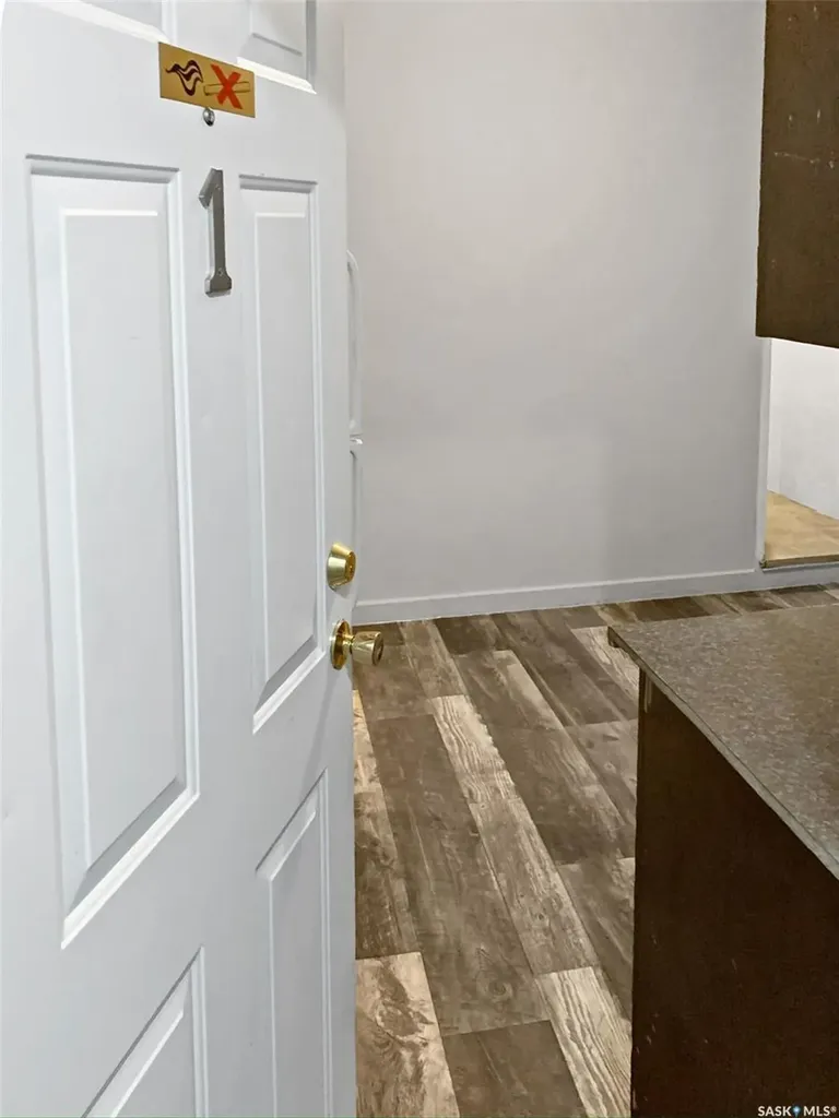 301 Cheadle Street E Swift Current SK S9H 1G5