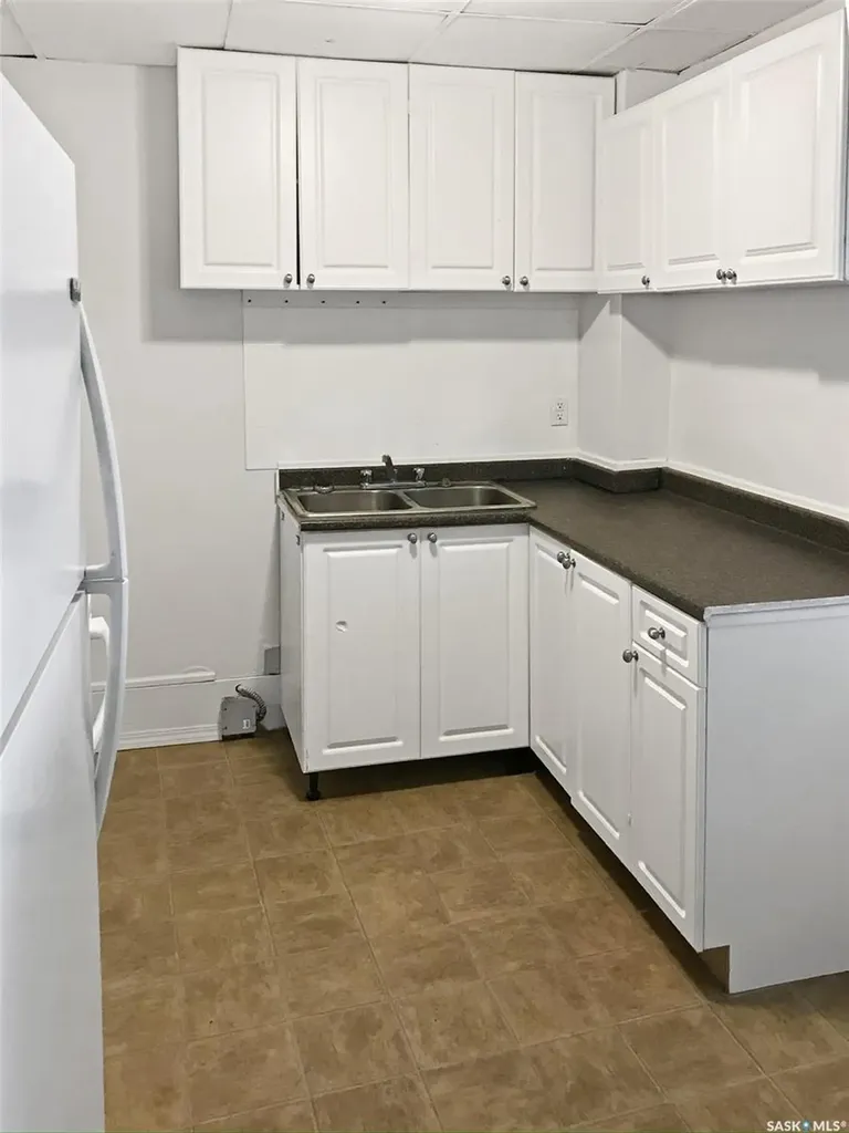 301 Cheadle Street E Swift Current SK S9H 1G5