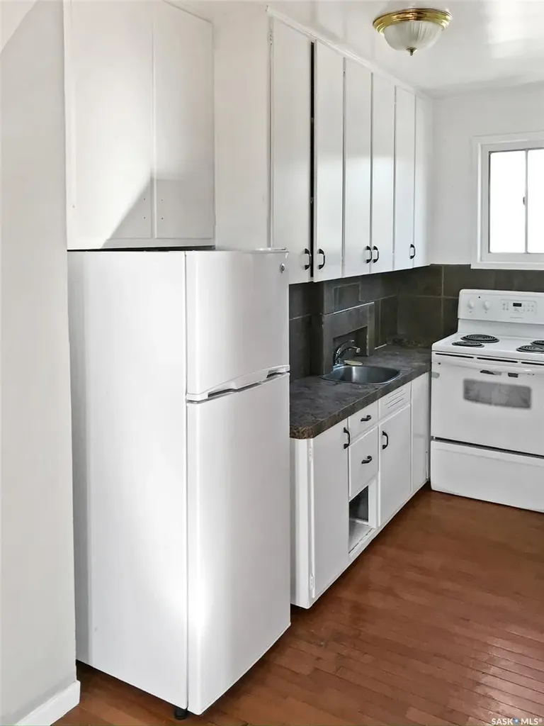 301 Cheadle Street E Swift Current SK S9H 1G5
