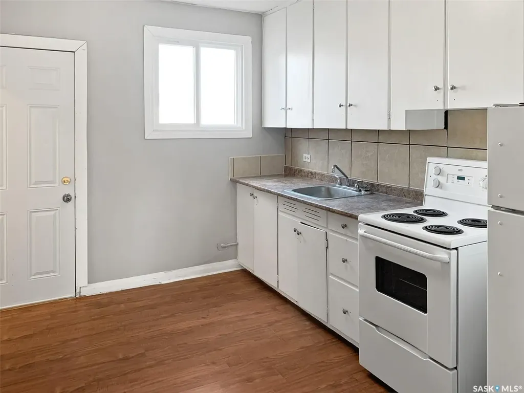 301 Cheadle Street E Swift Current SK S9H 1G5
