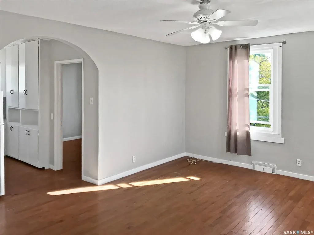 301 Cheadle Street E Swift Current SK S9H 1G5