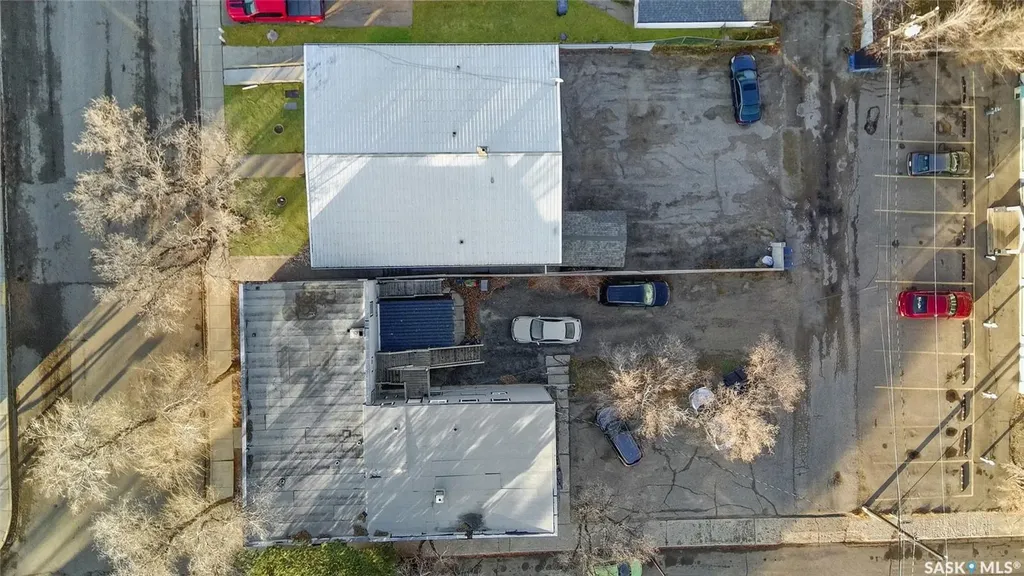 301 Cheadle Street E Swift Current SK S9H 1G5