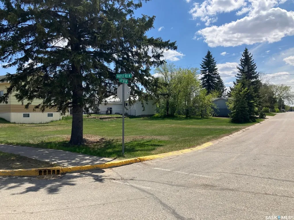 622 Maple Road W Nipawin SK S0E 1E0