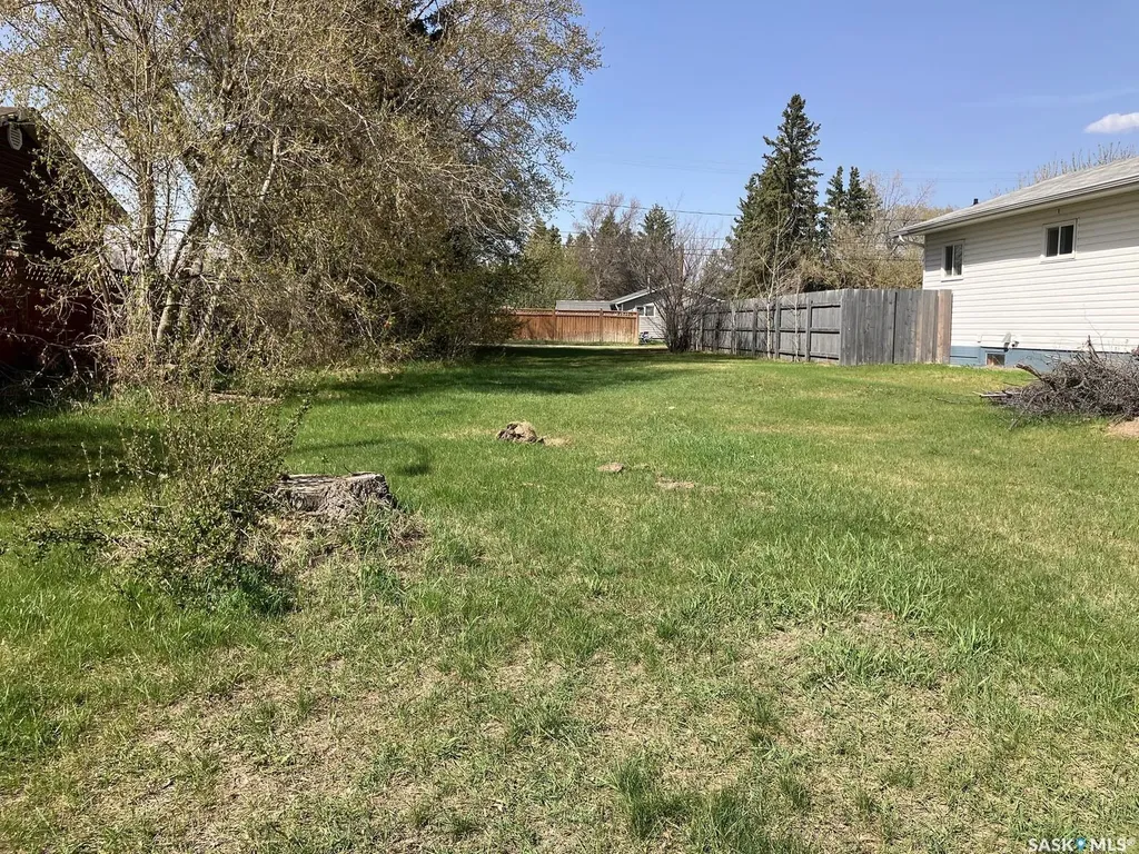 709 10th Avenue W Nipawin SK S0E 1E0