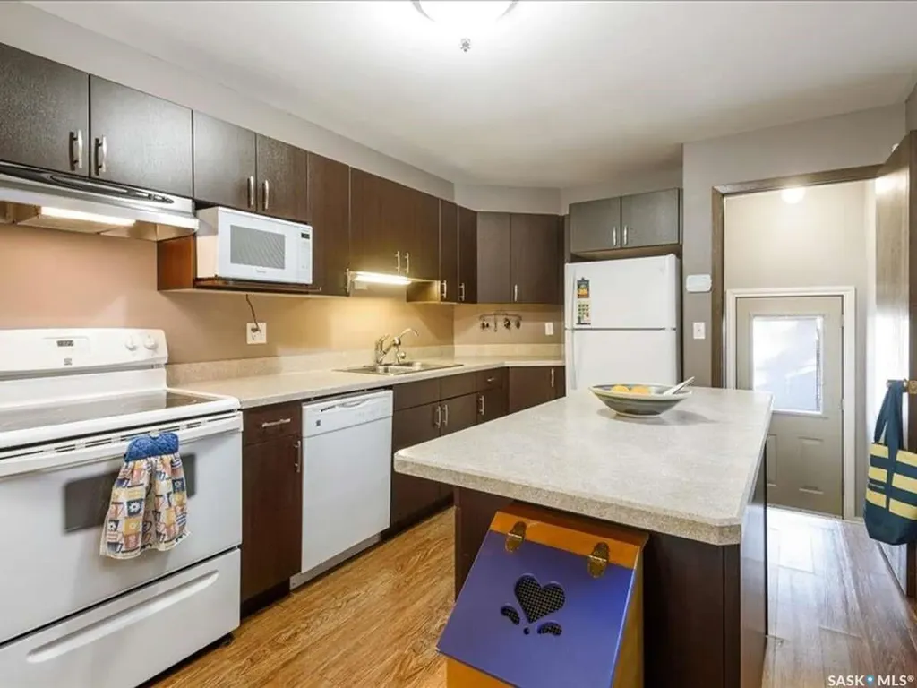 2529 Atkinson Street Regina SK S4N 3X8