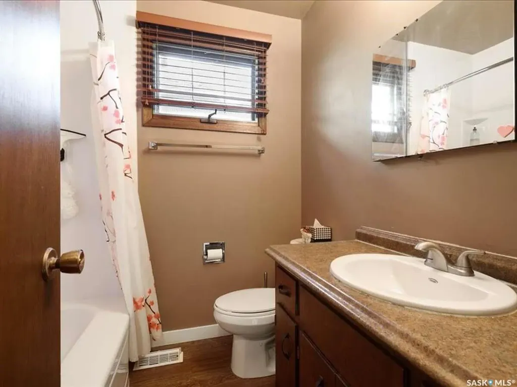2529 Atkinson Street Regina SK S4N 3X8
