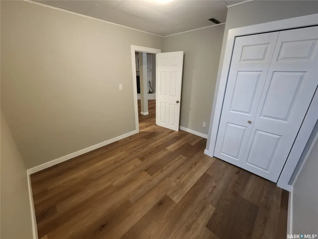 1533 Young Street Estevan SK S4A 0J5