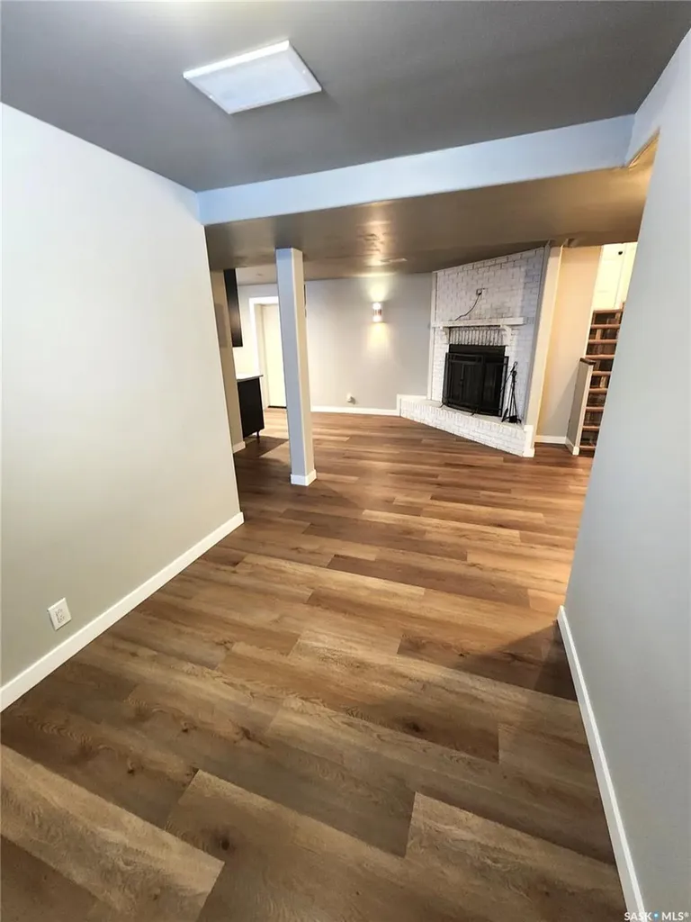 1533 Young Street Estevan SK S4A 0J5