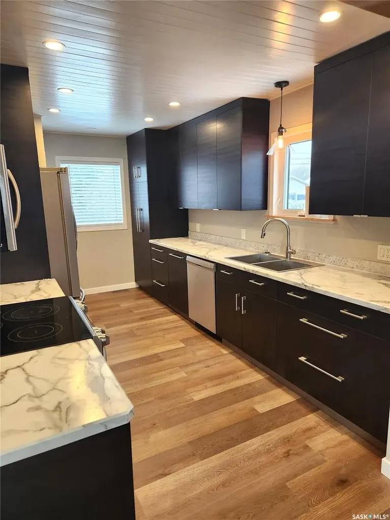 1533 Young Street Estevan SK S4A 0J5