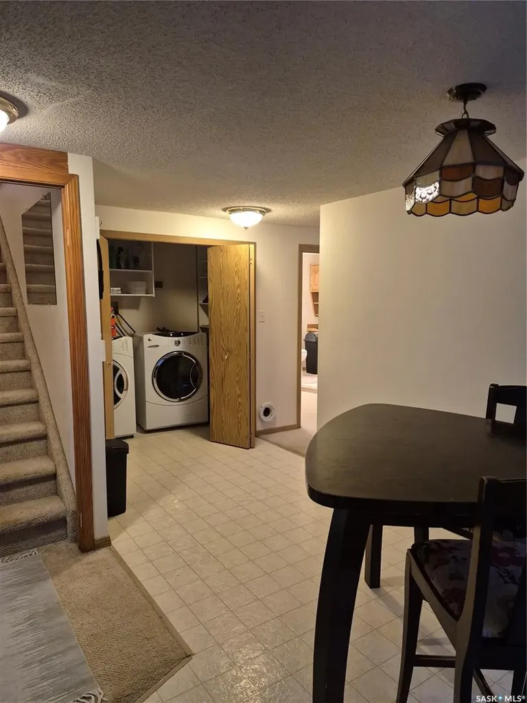 1809 Third Street Estevan SK S4A 0T1