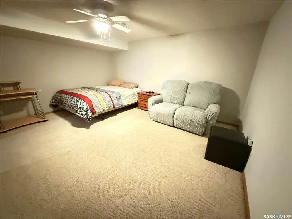 1809 Third Street Estevan SK S4A 0T1