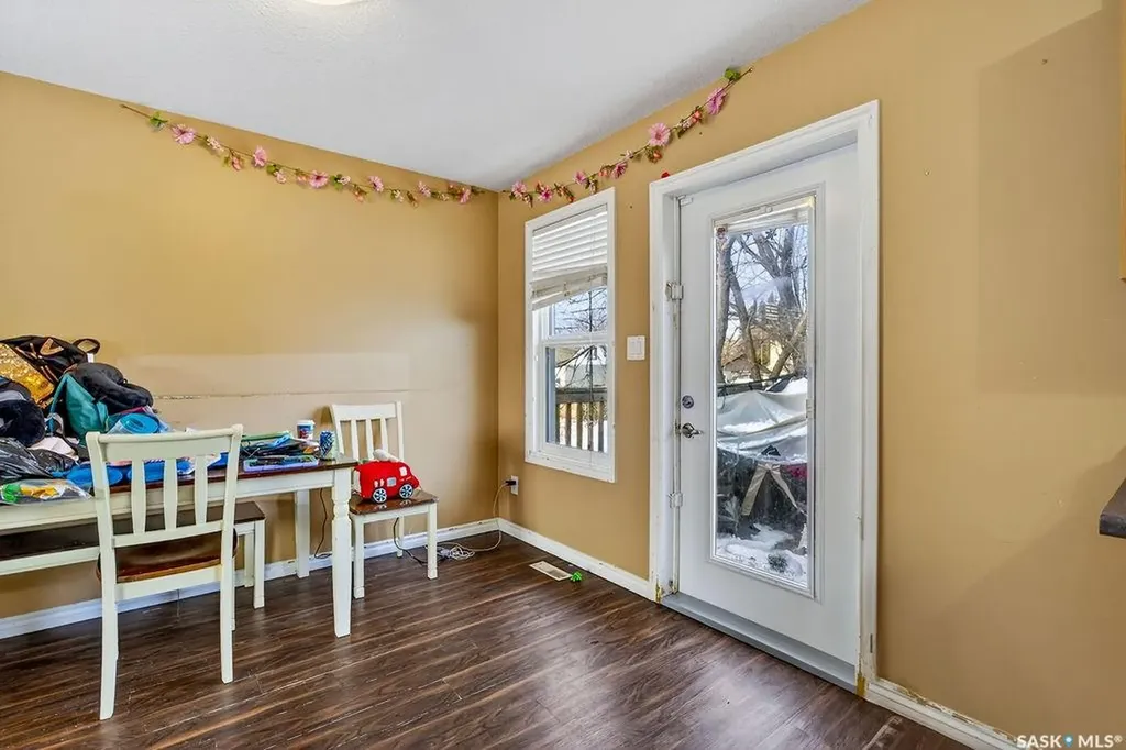 1812/1816 16th Street W Prince Albert SK S6V 5Y2