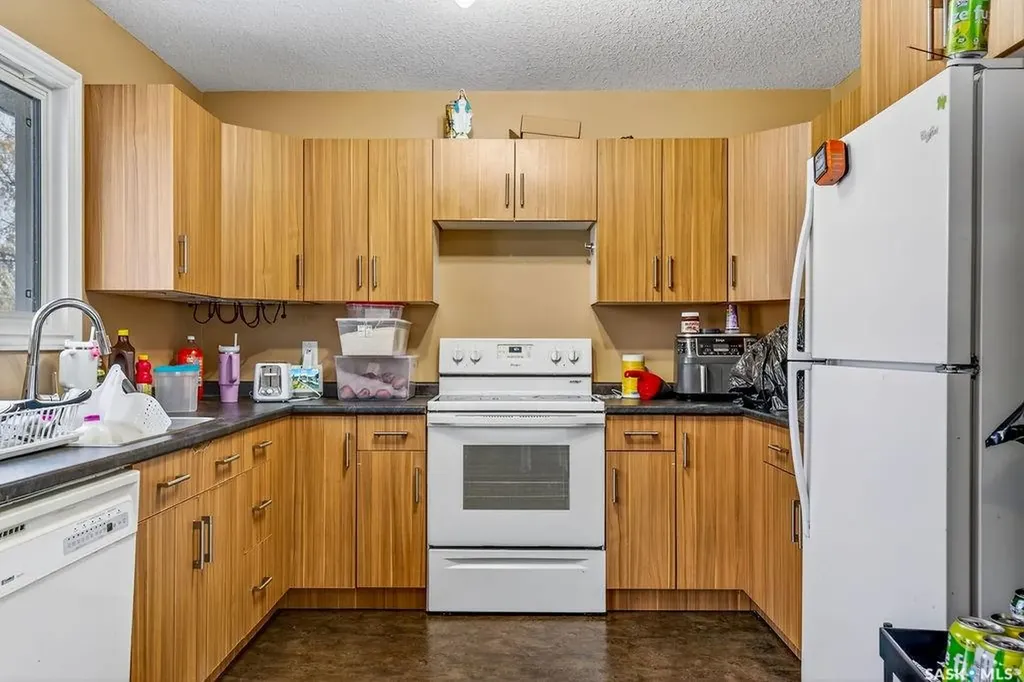 1812/1816 16th Street W Prince Albert SK S6V 5Y2