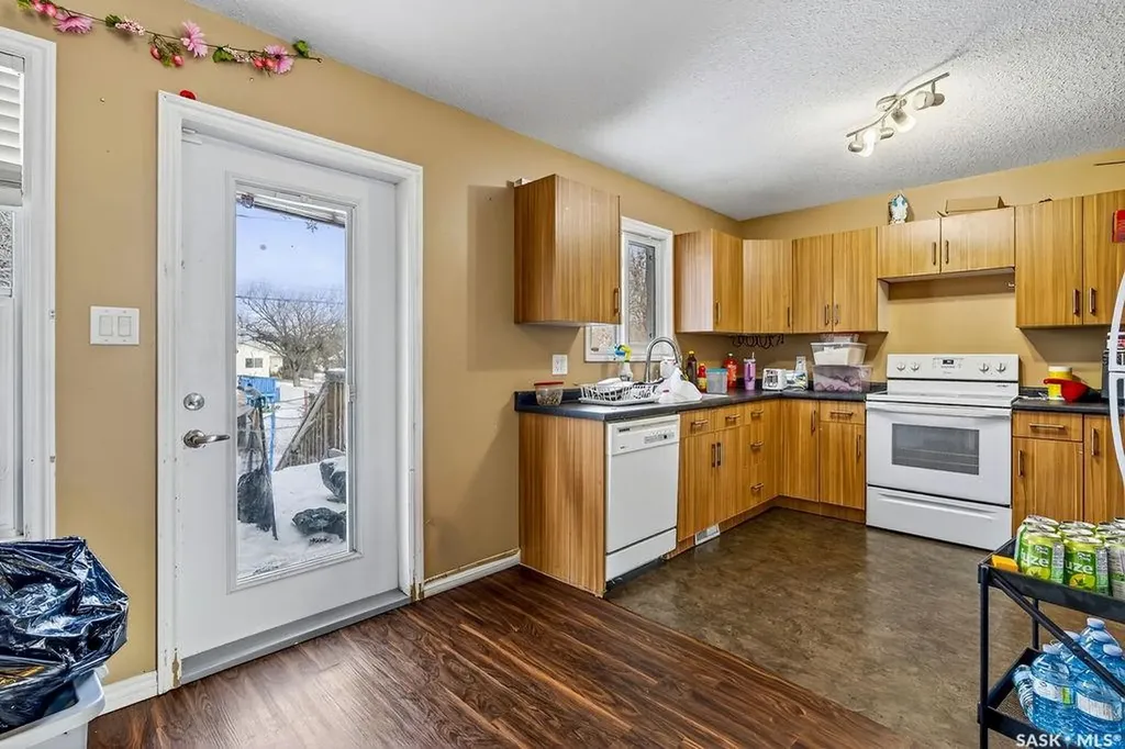 1812/1816 16th Street W Prince Albert SK S6V 5Y2