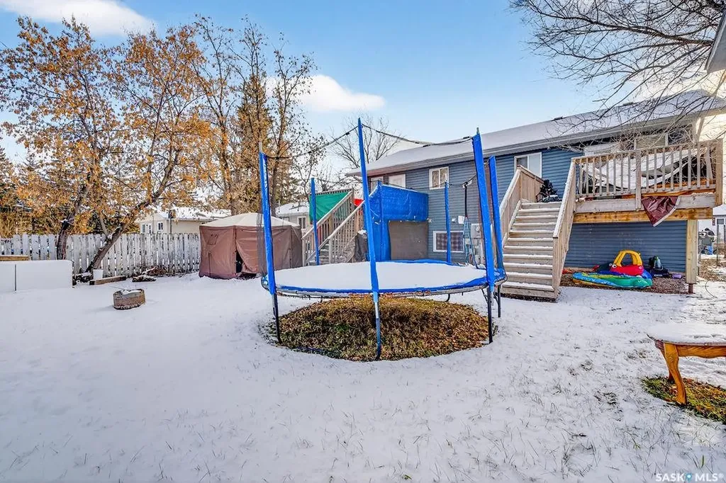 1812/1816 16th Street W Prince Albert SK S6V 5Y2