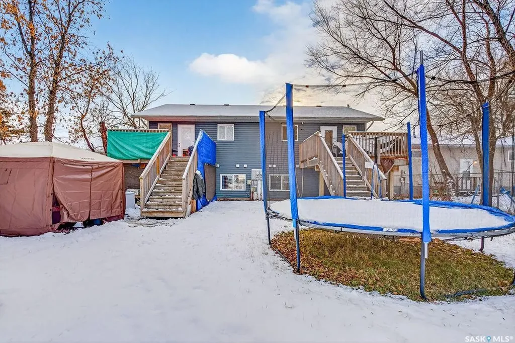 1812/1816 16th Street W Prince Albert SK S6V 5Y2