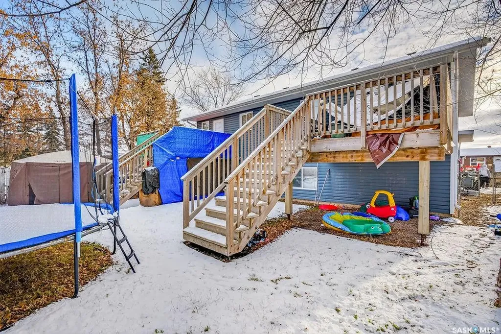 1812/1816 16th Street W Prince Albert SK S6V 5Y2