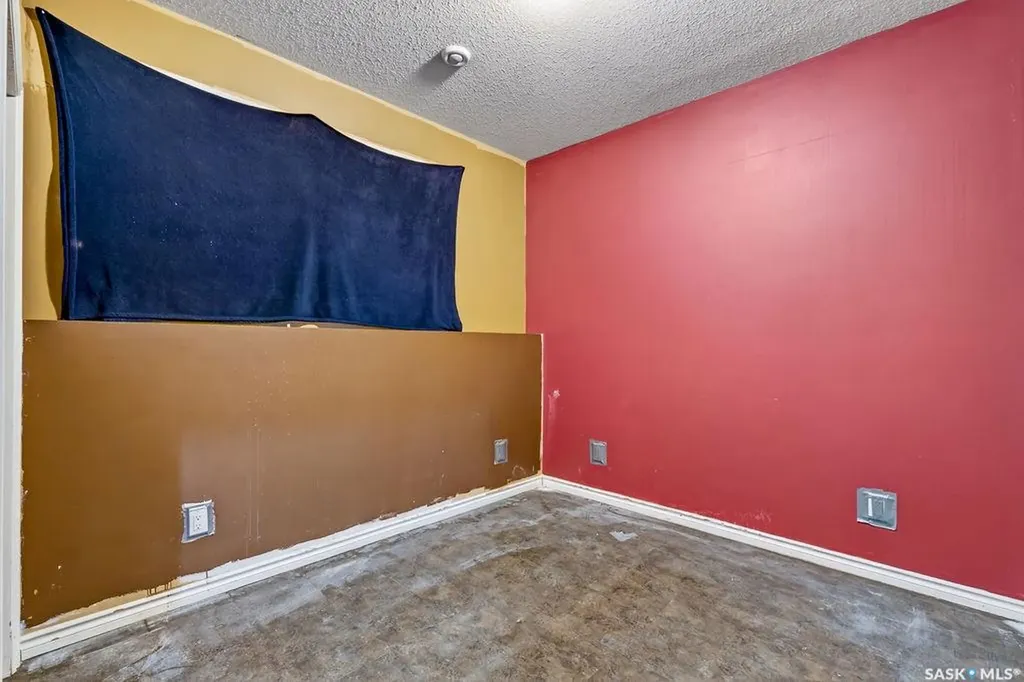 1812/1816 16th Street W Prince Albert SK S6V 5Y2