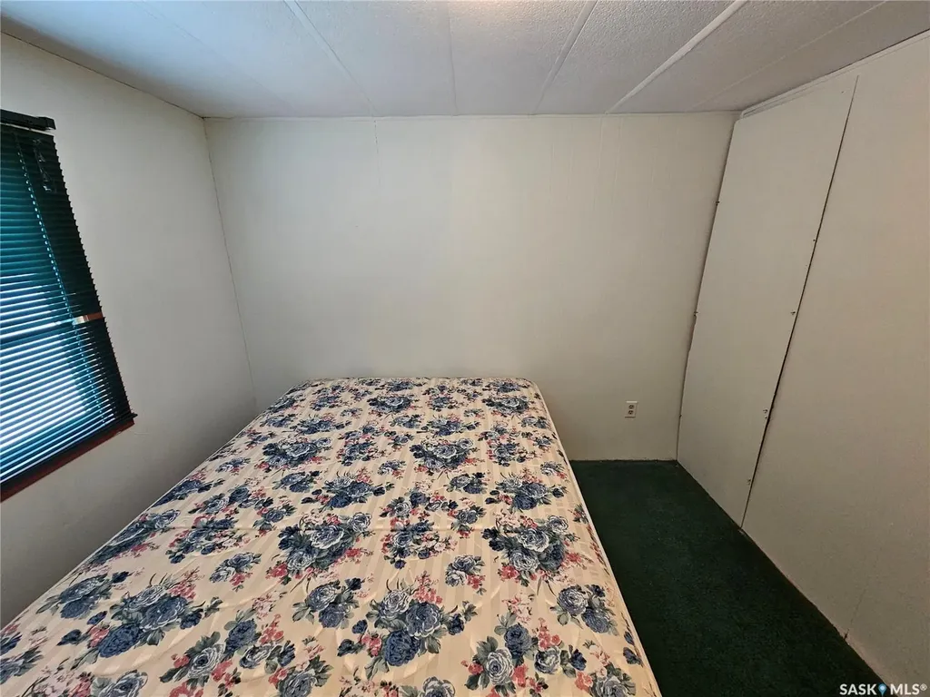 702 Railway Avenue Arcola SK S0C 0G0