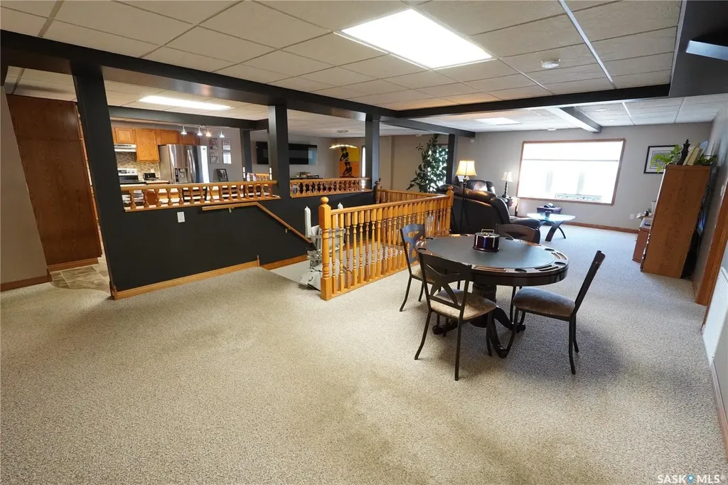 408 Main Street Gravelbourg SK S0H 1X0