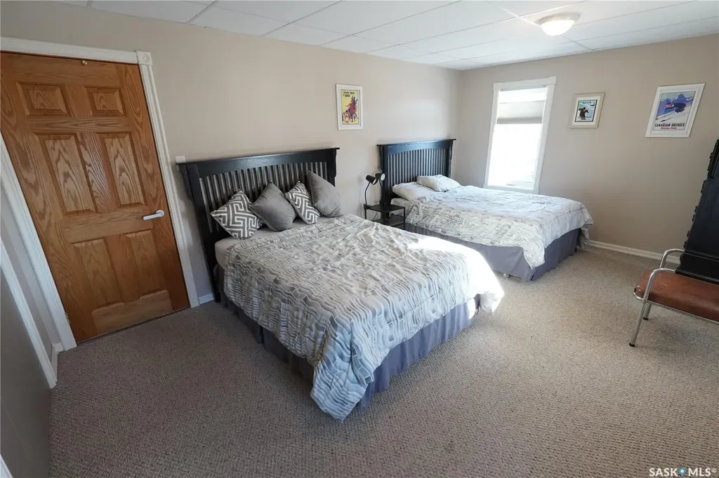 408 Main Street Gravelbourg SK S0H 1X0