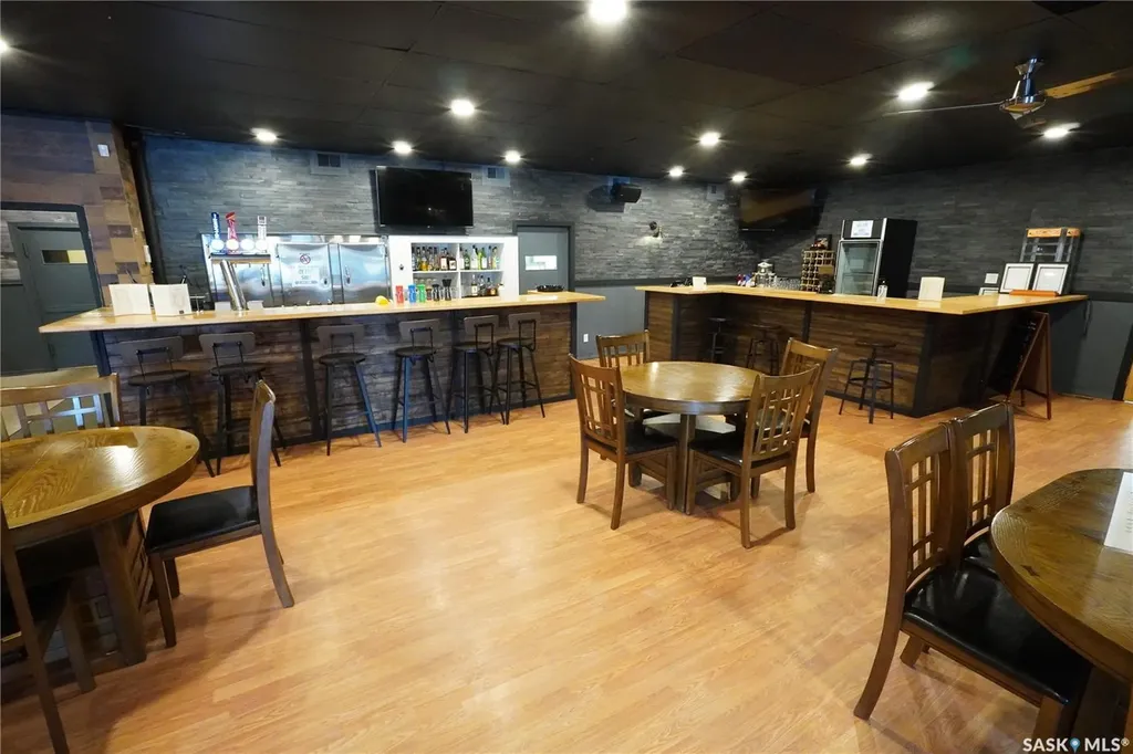 408 Main Street Gravelbourg SK S0H 1X0