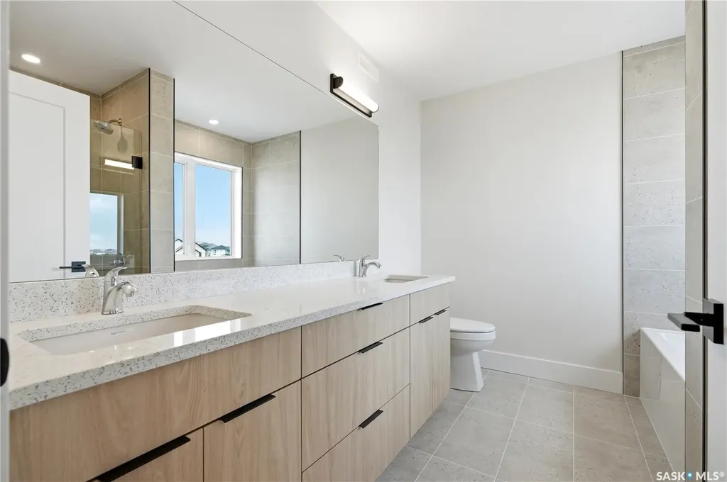 218 Veterans Drive Warman SK S0K 0A1