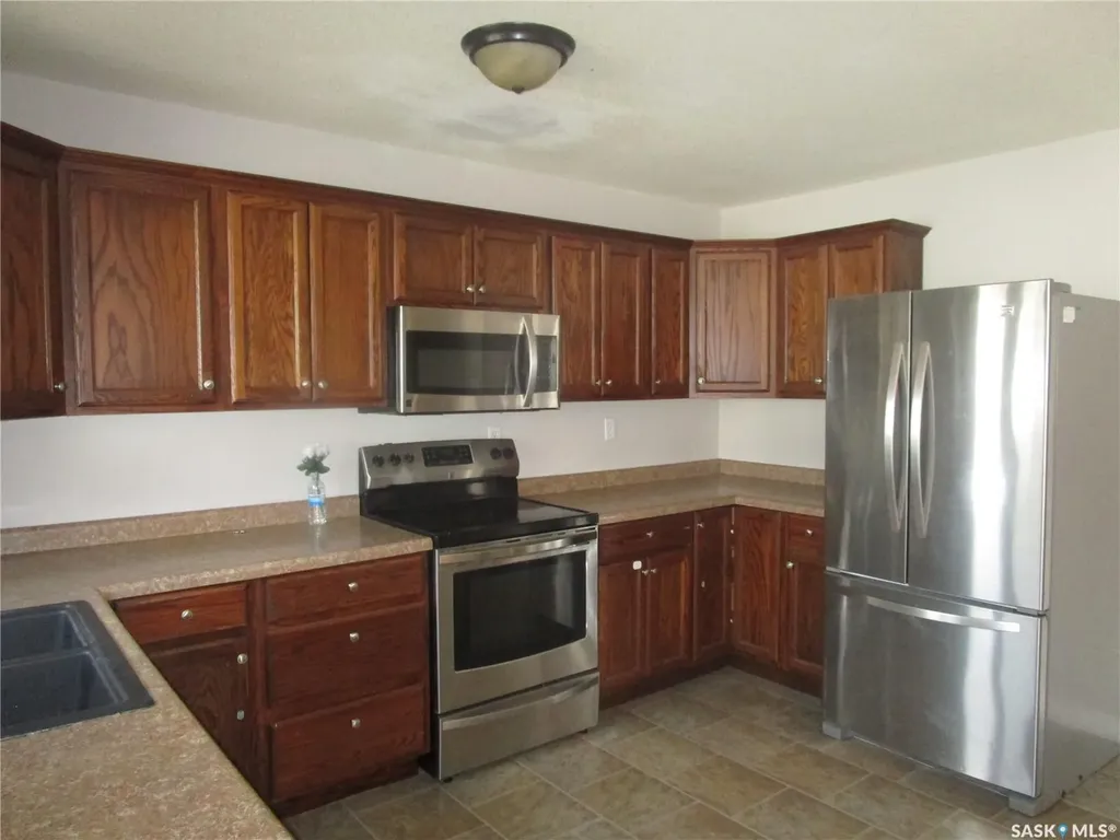 224 Crawford Avenue Coronach SK S0H 0Z0