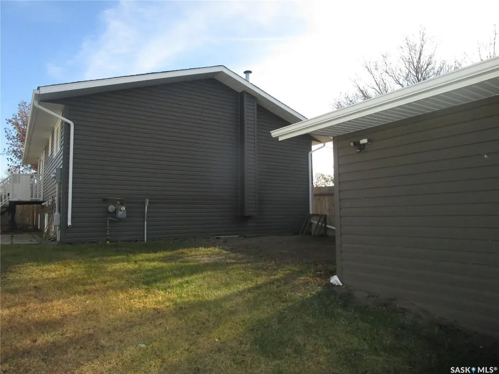 224 Crawford Avenue Coronach SK S0H 0Z0