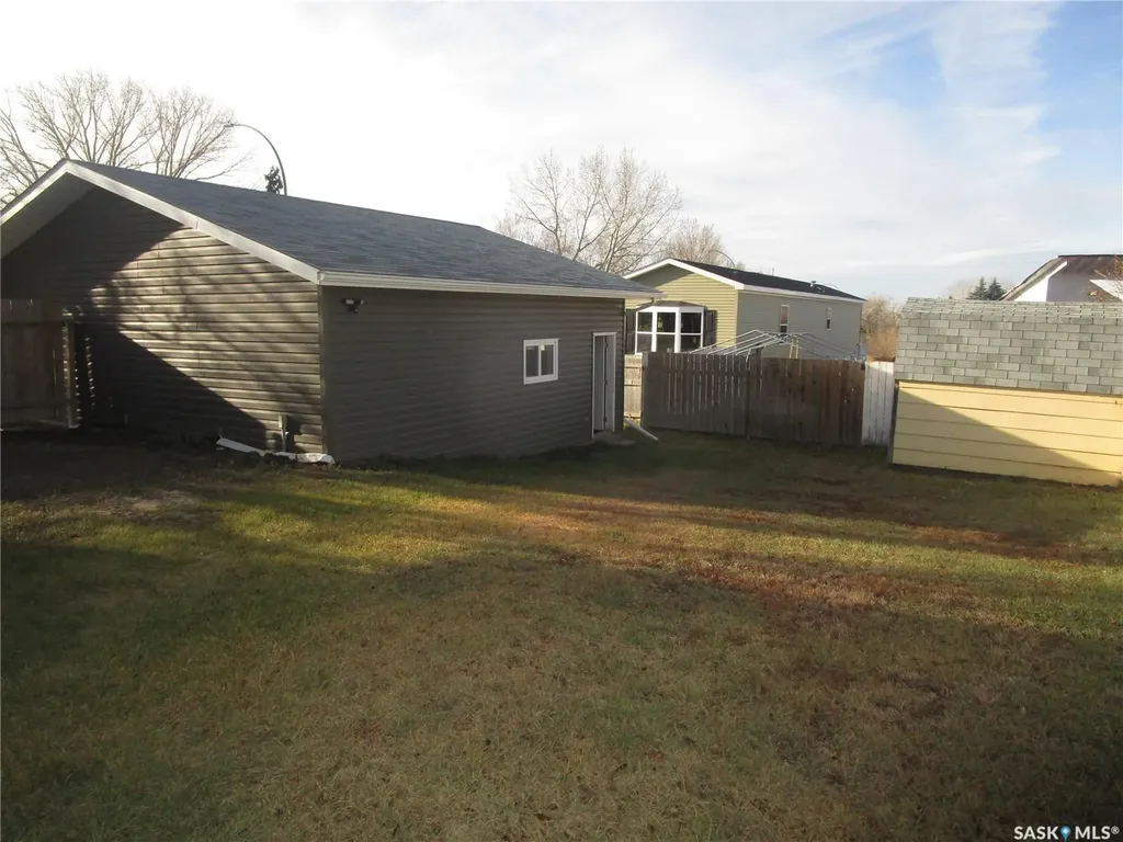 224 Crawford Avenue Coronach SK S0H 0Z0