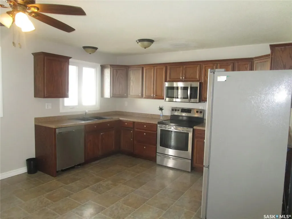 224 Crawford Avenue Coronach SK S0H 0Z0