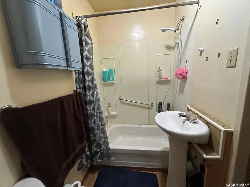 618 98th Avenue Tisdale SK S0E 1T0