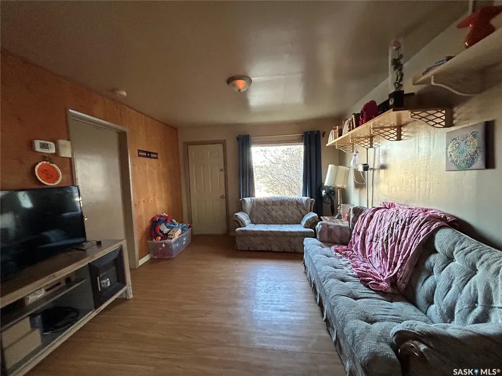 618 98th Avenue Tisdale SK S0E 1T0