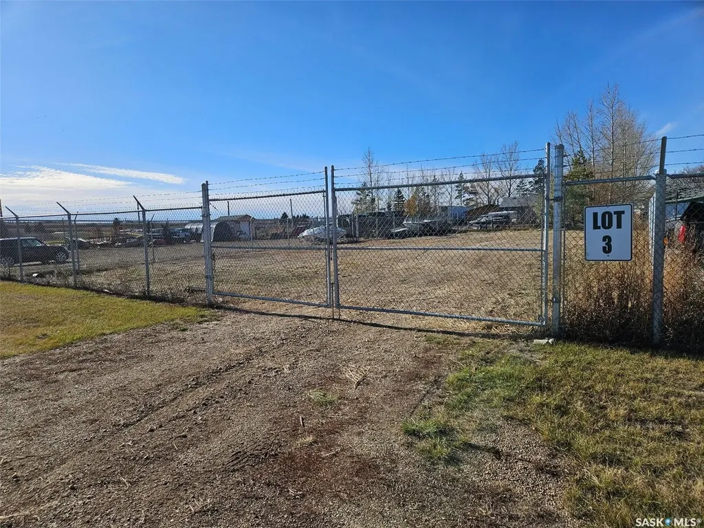 1450 Ominica Street E Moose Jaw SK S6H 0G6