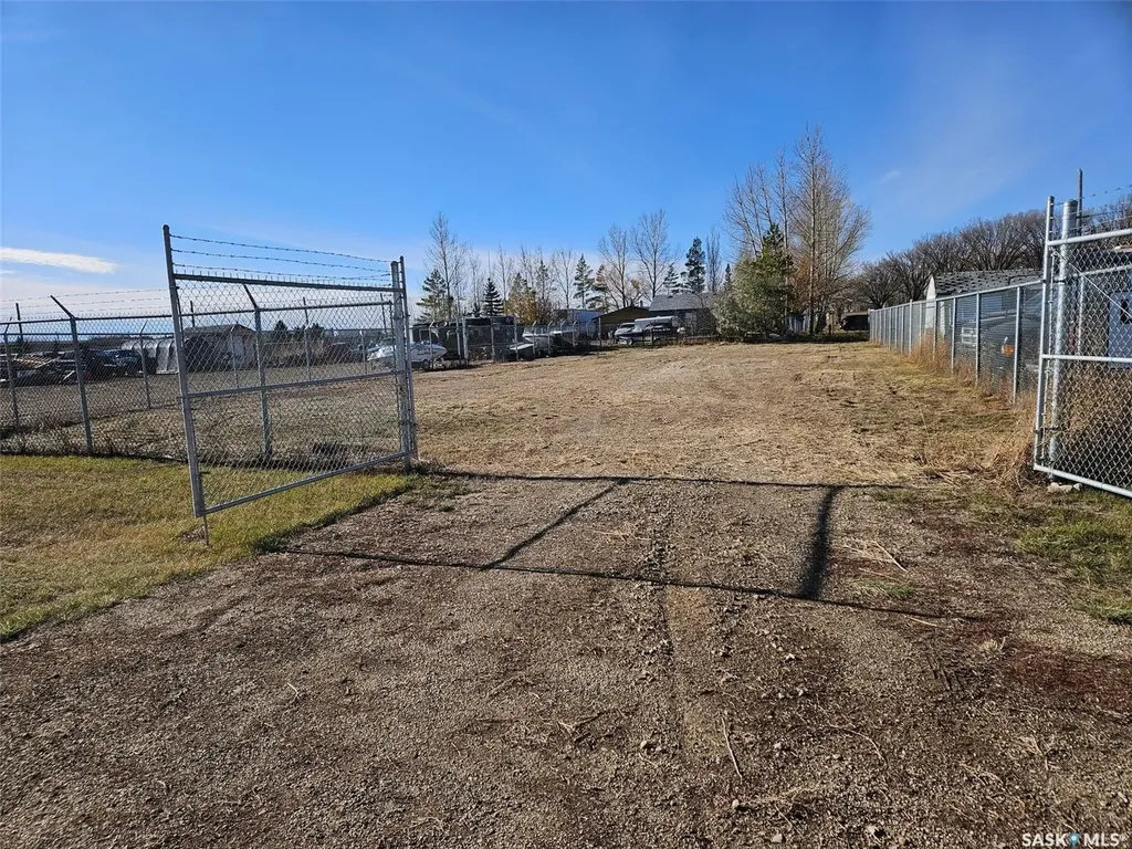 1450 Ominica Street E Moose Jaw SK S6H 0G6