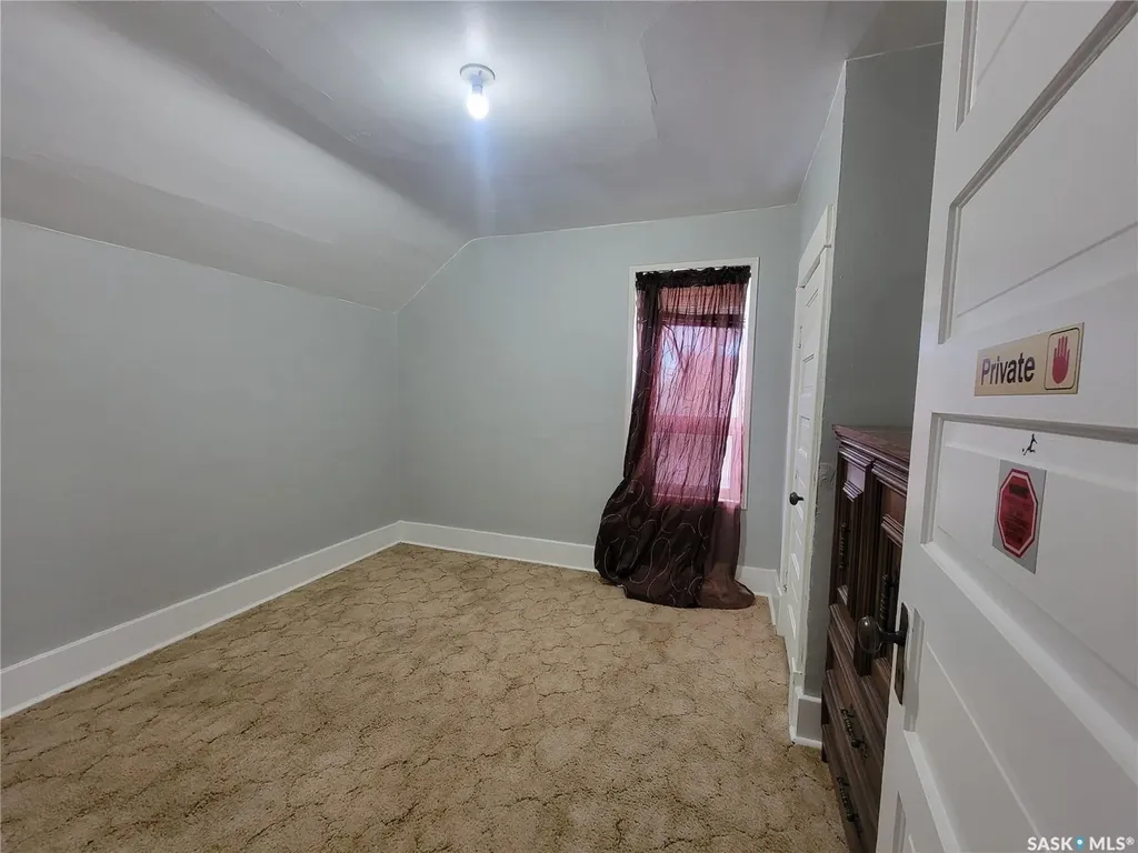 411 1st Street W Wilkie SK S0K 4W0